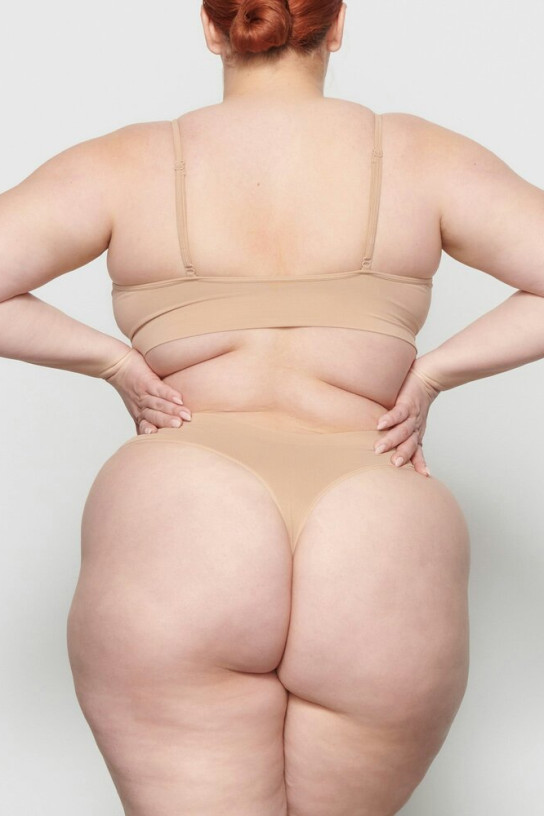 Skims Soft Smoothing Seamless Thong