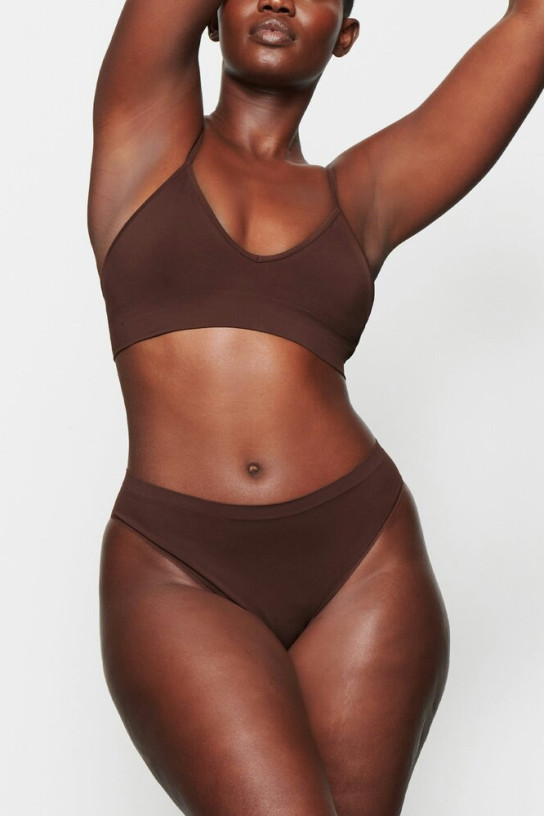 Skims Soft Smoothing Seamless Thong