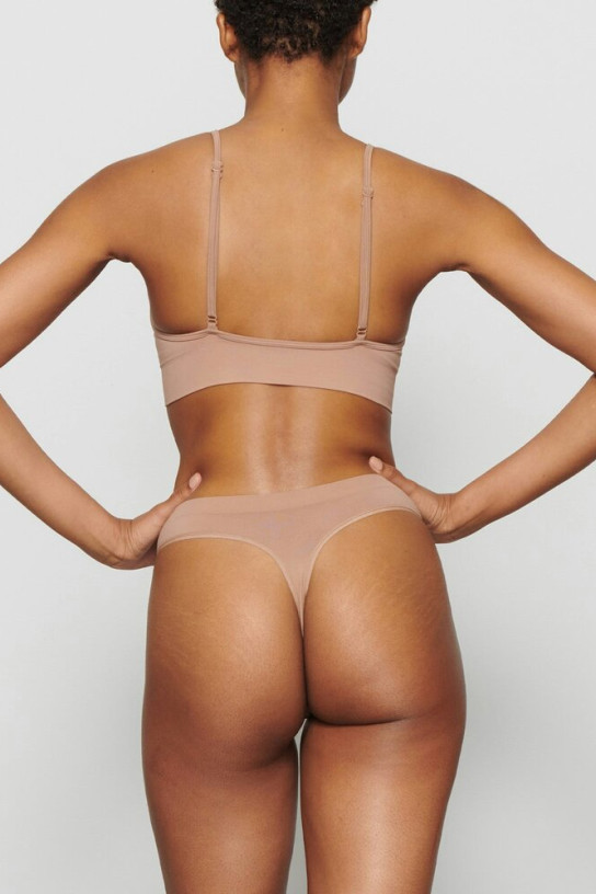 Skims Soft Smoothing Seamless Thong