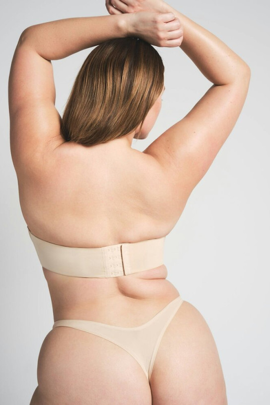Skims Ultimate Strapless Push-Up Bra